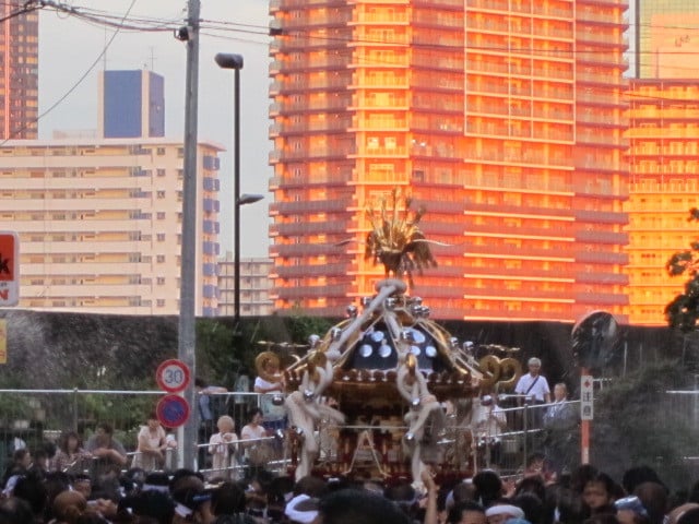 佃、月島地区の象徴的なお祭りの画