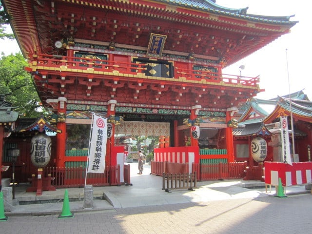 神田祭-立派な門
