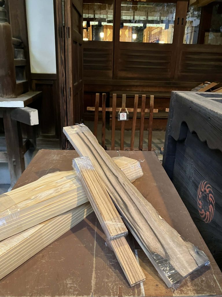 いつものルーティン氏神鳥越神社への参拝